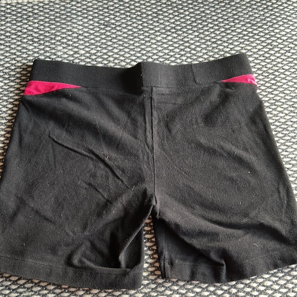 Fila bicycle shorts - Picture 3 of 4